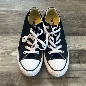 Double tongue adult converse
